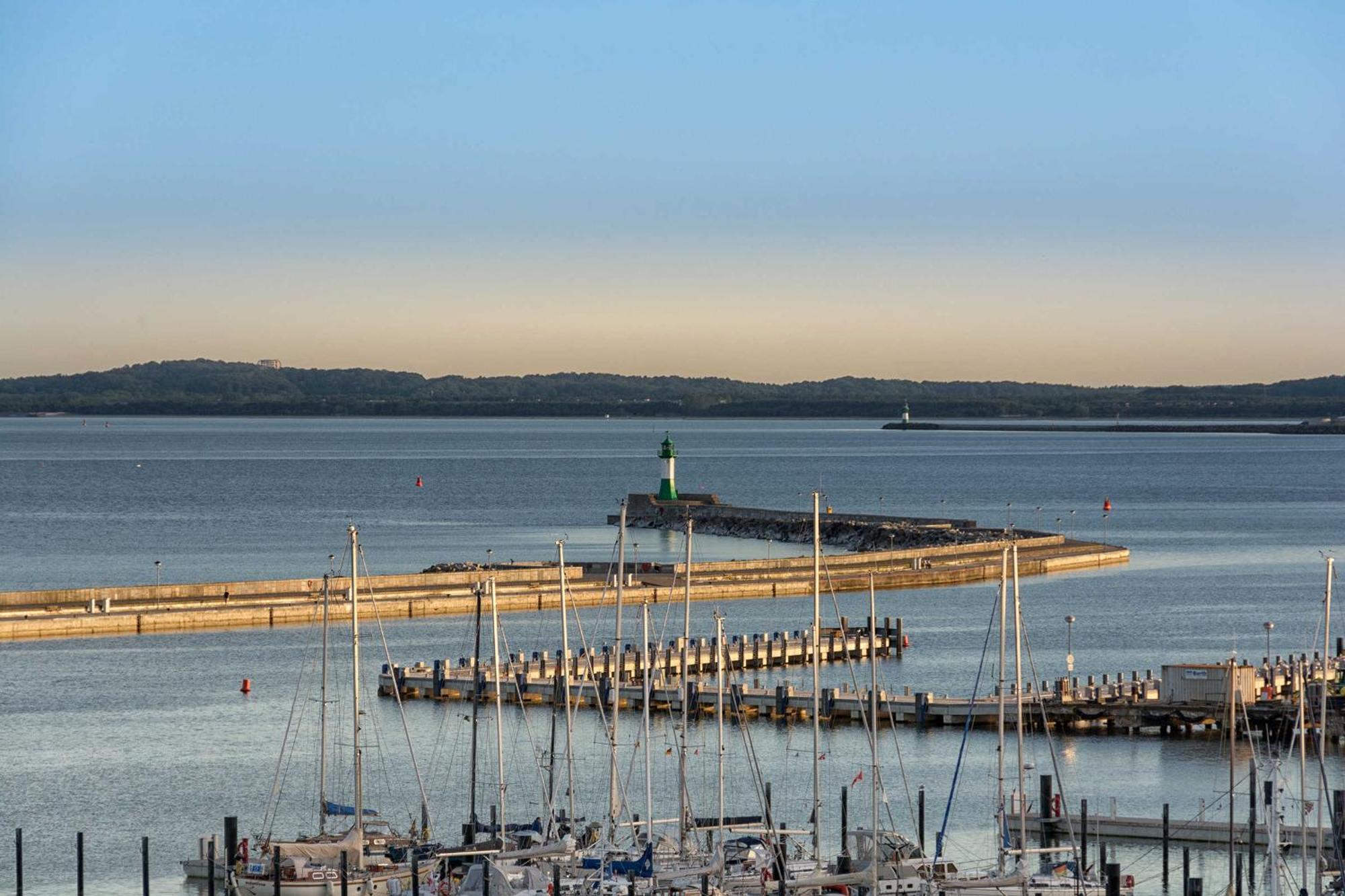 De Bootsmann - Mit Traumhaften Panorama-Meerblick Sassnitz Bagian luar foto